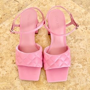 BARBIE PINK Open Edit Austyn Quilted Sandal in Pink Size 6